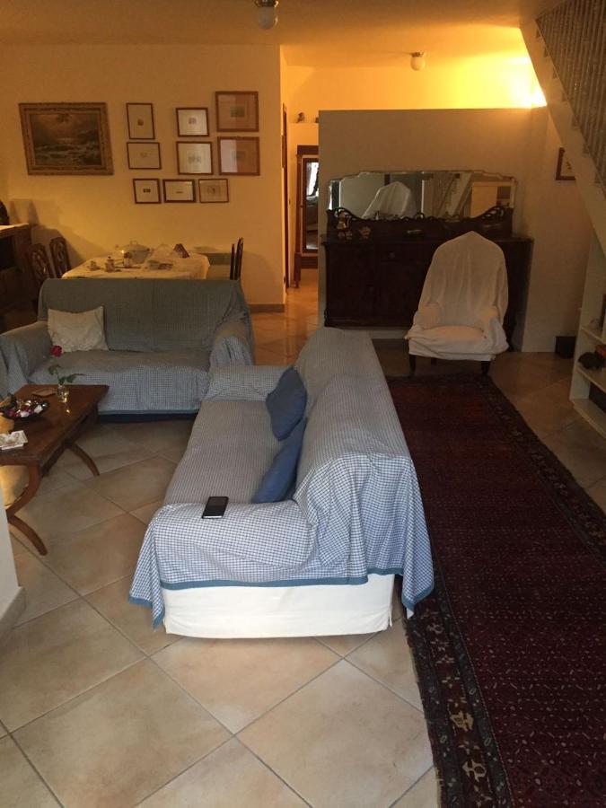 Bed and Breakfast Casa Conte Террачина Экстерьер фото
